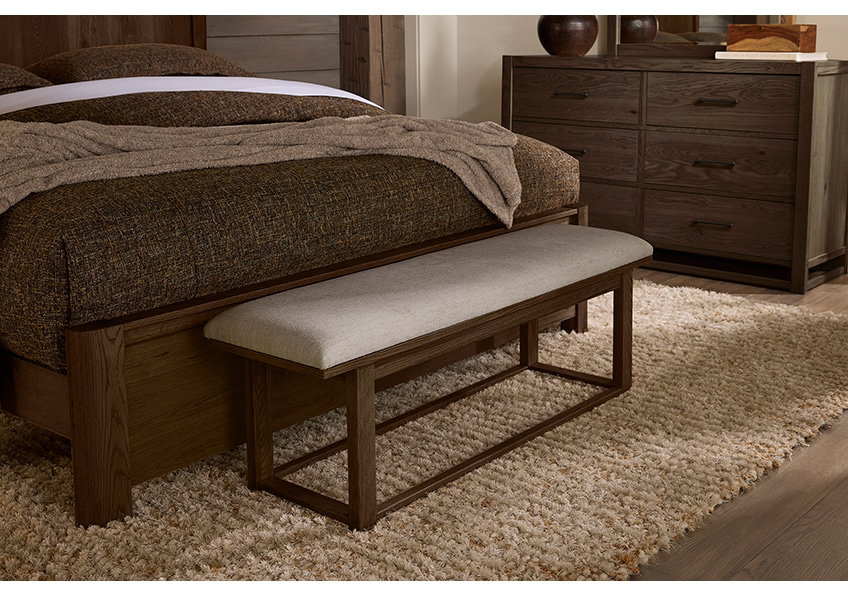 Vaughan Bassett 840-080I Ivory Cream Upholstered Bench In Dark Oak