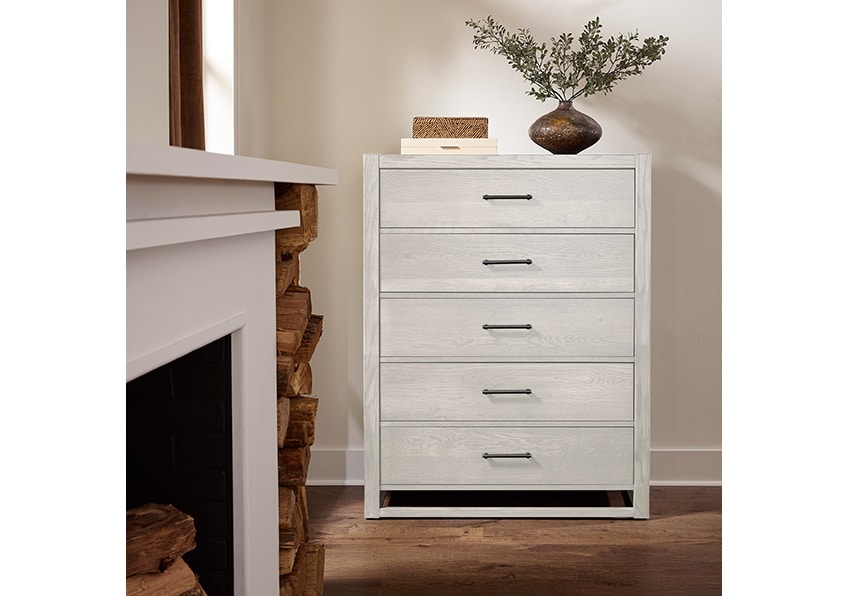 Vaughan Bassett 844-115 5 Drawer Chest In Soft White Oak