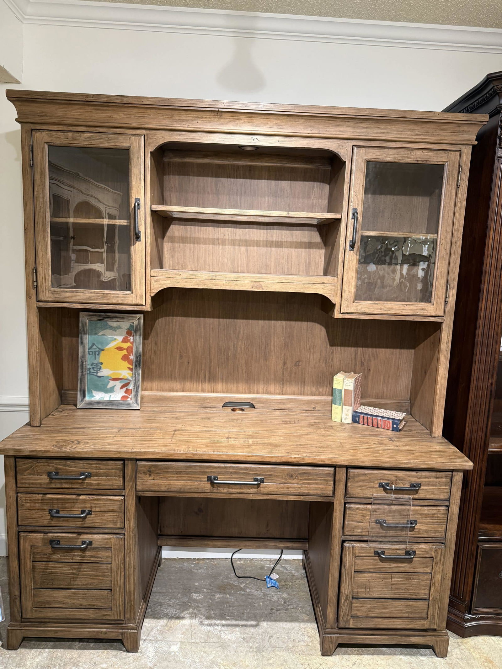 Kincaid 706-942SP Plank Road Farmstead Executive Credenza and Hutch