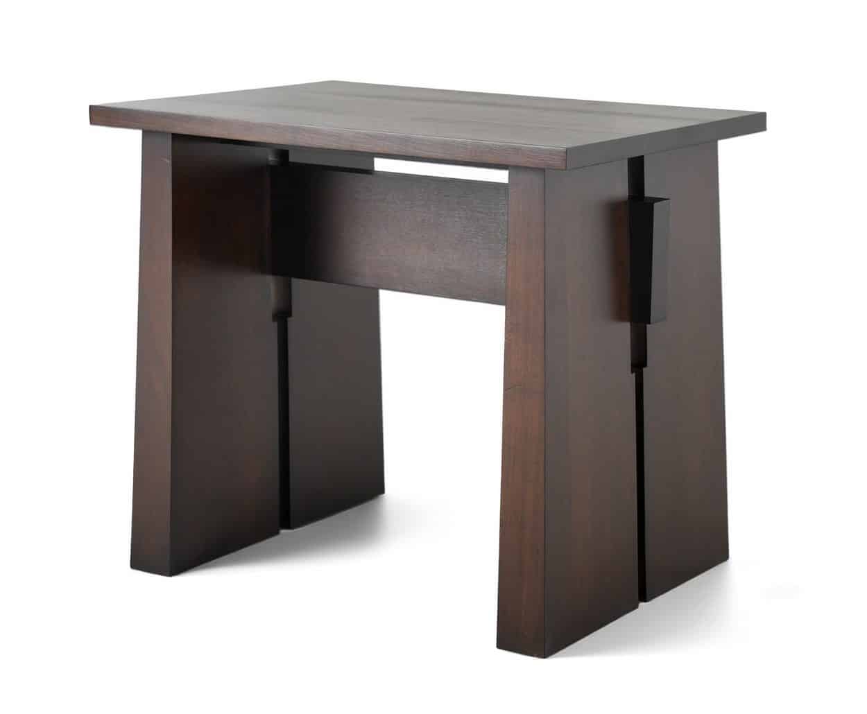 Charleston Forge MD3105 Idaho End Table Charleston Forge MD3105 Idaho End Table