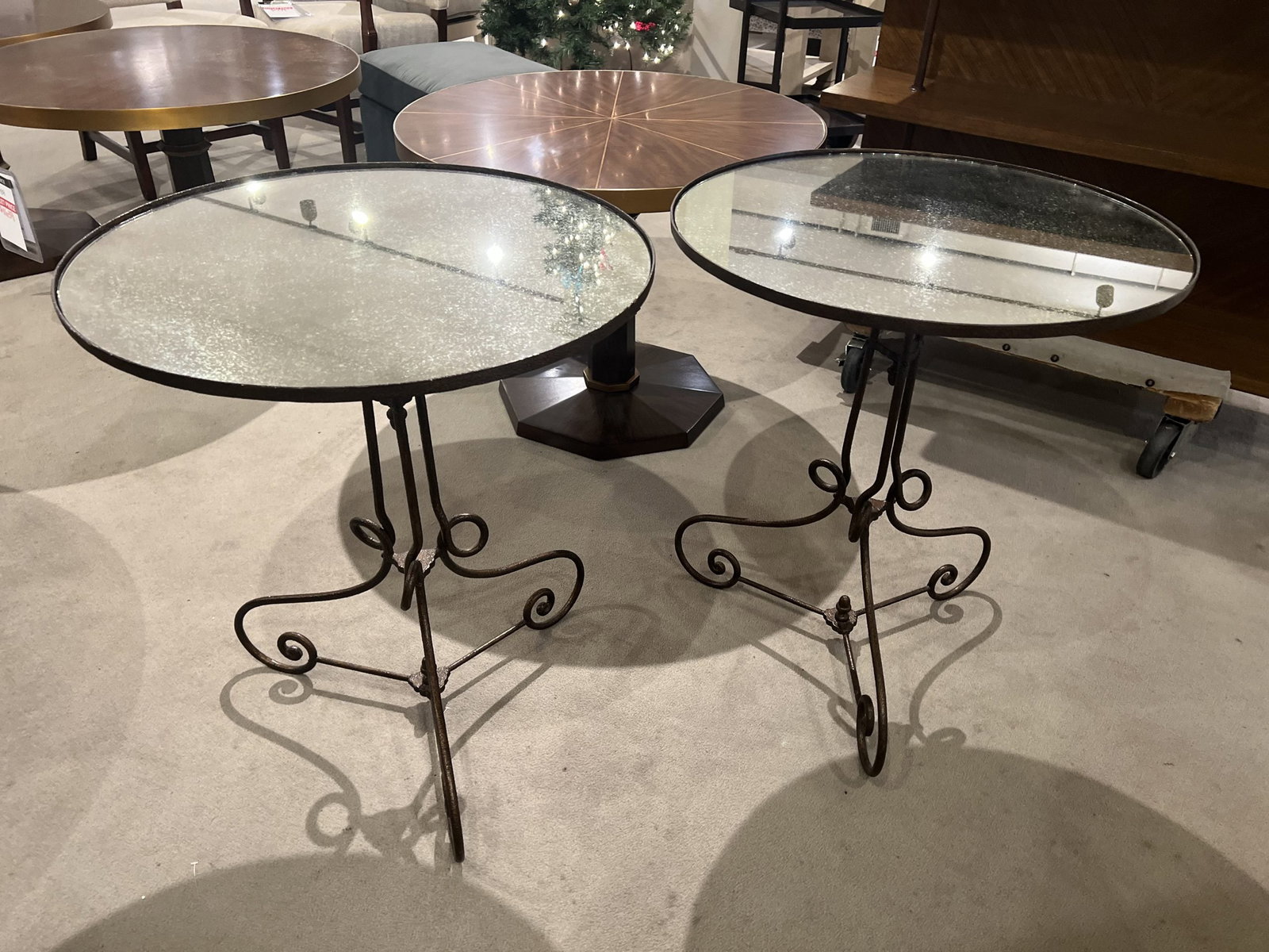 Hickory Chair HC7784-10/90 Venice Side Table