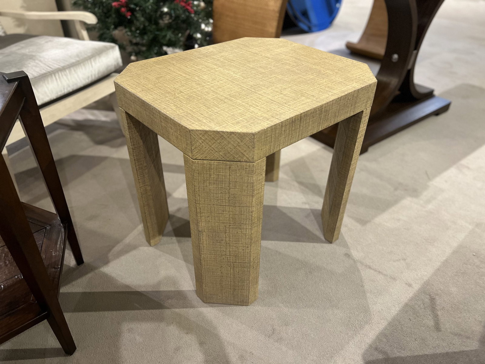 Century C7A-622/160 Gustav Side Table