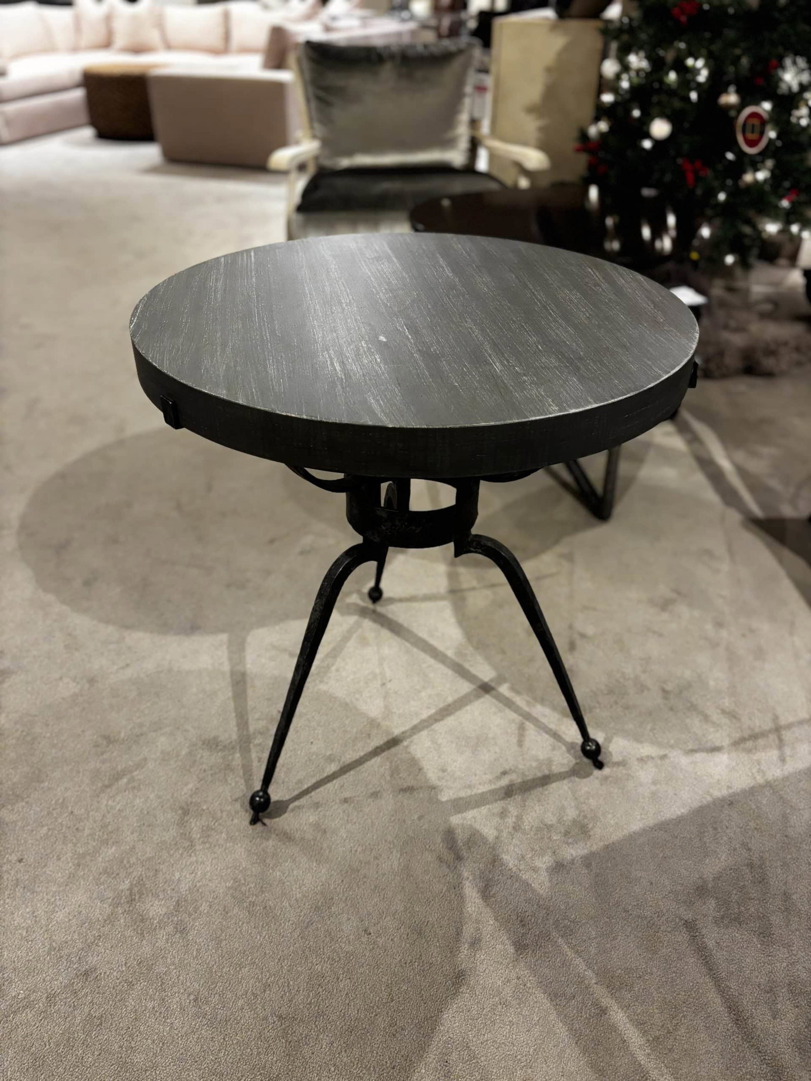 Century 719-625/20 Travola Side Table Century 719-625/20 Travola Side Table