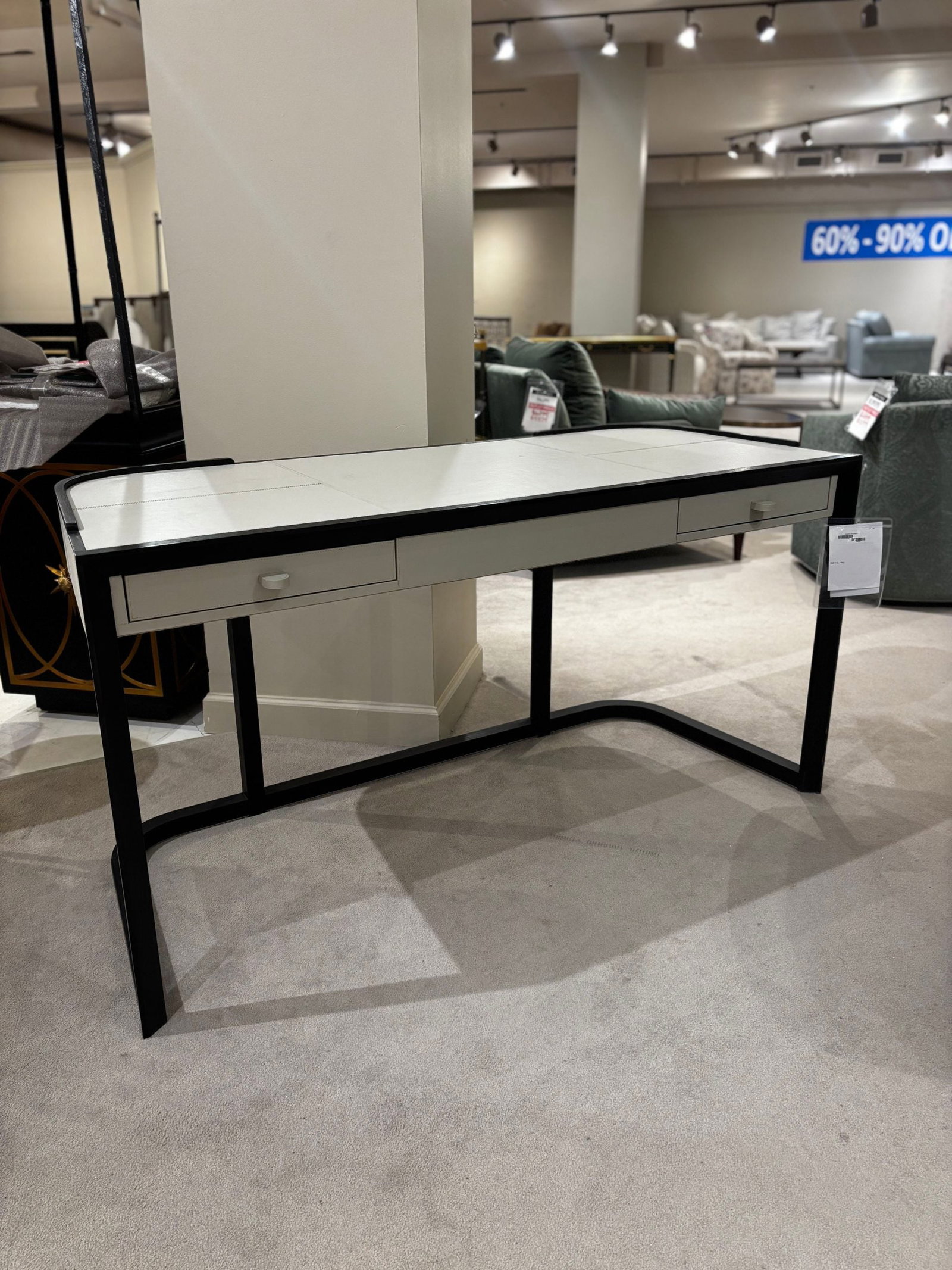 Maitland-Smith 8496-55/20 Jude Desk Maitland-Smith 8496-55/20 Jude Desk