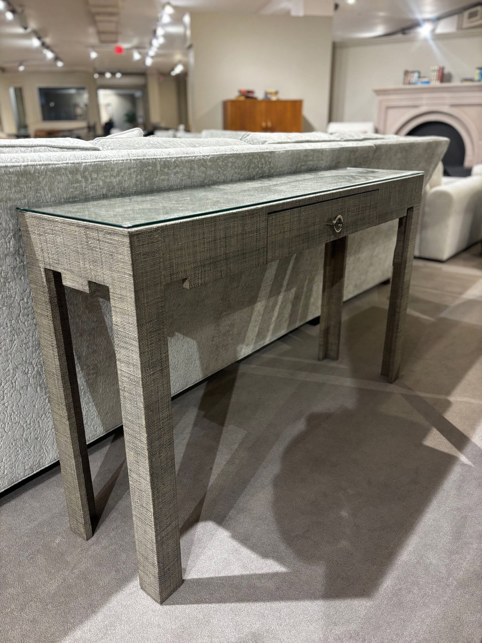 Century CT5011-FG/20 Charleston Console Table Century CT5011-FG/20 Charleston Console Table