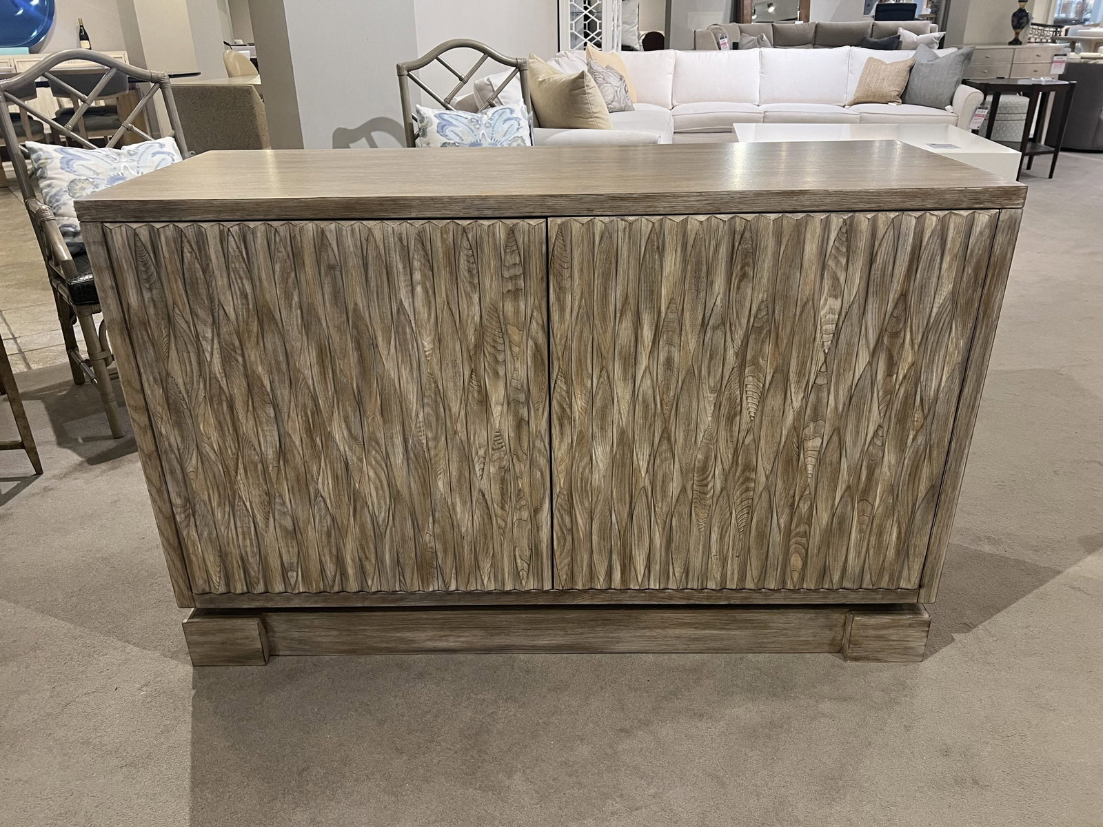 Maitland-Smith 8153-51/30 Scallop Chiffonier