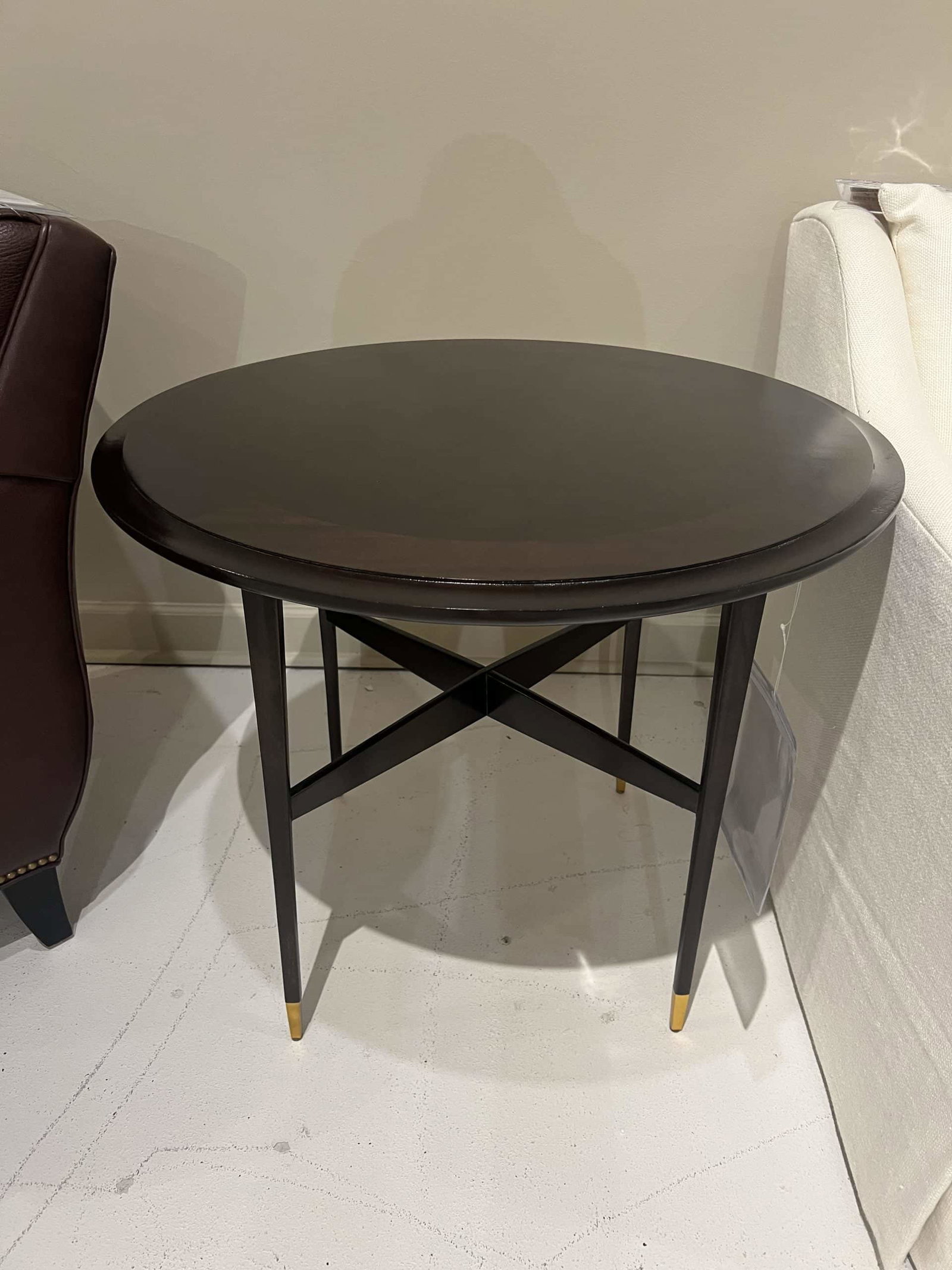 Century AE9-637/10 Jeremy Side Table Century AE9-637/10 Jeremy Side Table