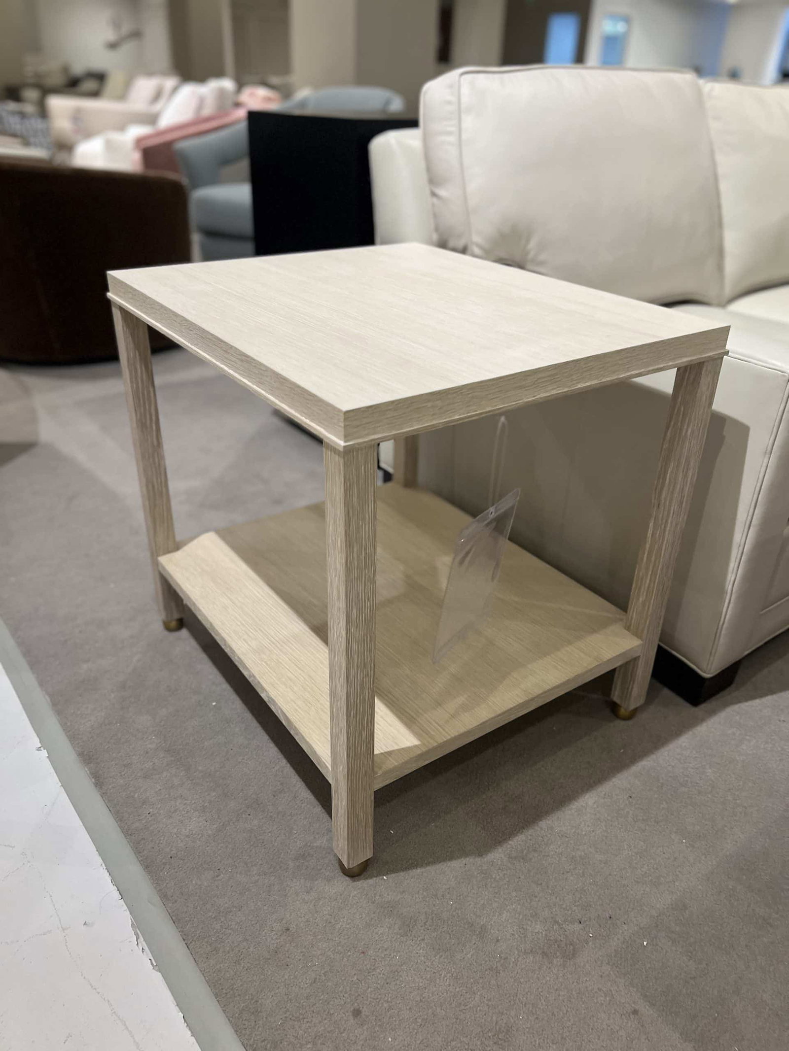 Century CR9-622-2/30 Bedford Side Table