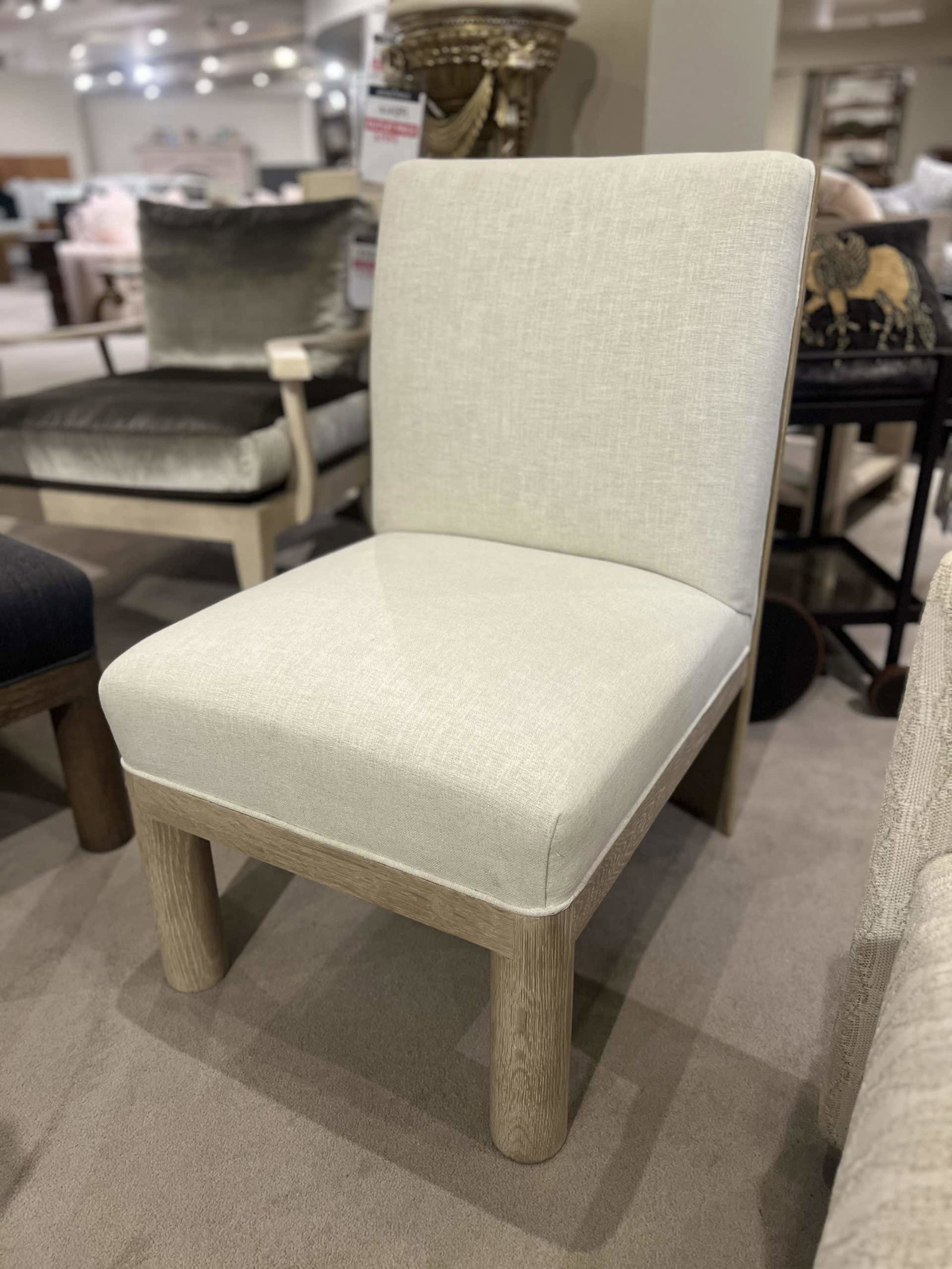 Century CC9-3185S/30 Taberu Dining Side Chair Century CC9-3185S/30 Taberu Dining Side Chair