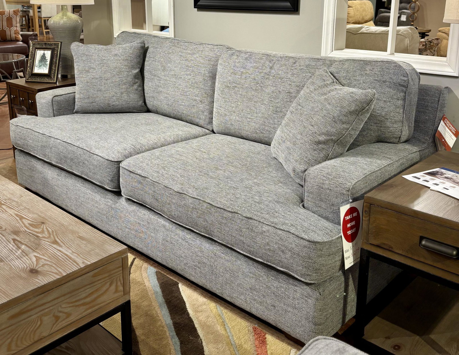 La-Z-Boy 610-663 Paxton Sofa La-Z-Boy 610-663 Paxton Sofa