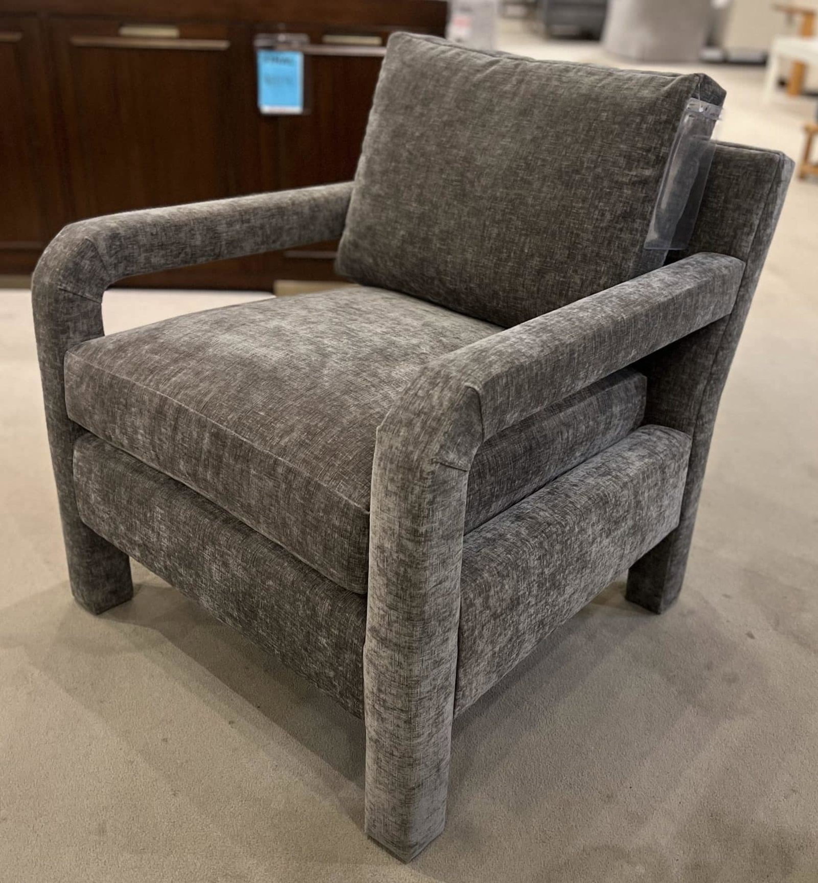 Century SIG2125-6/90 Cass Chair Century SIG2125-6/90 Cass Chair