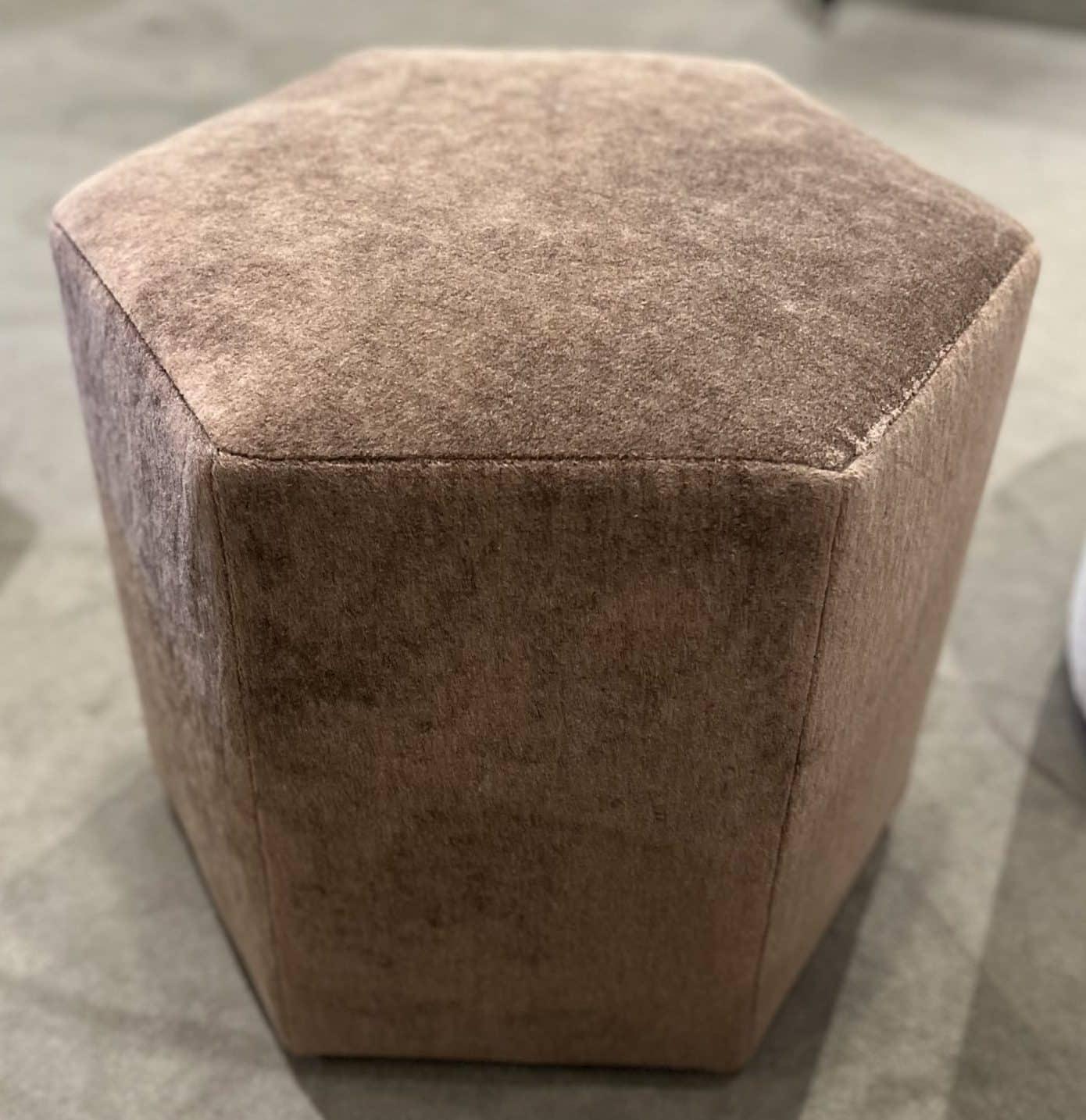 Century ES9-1336-12/200 Thea Ottoman