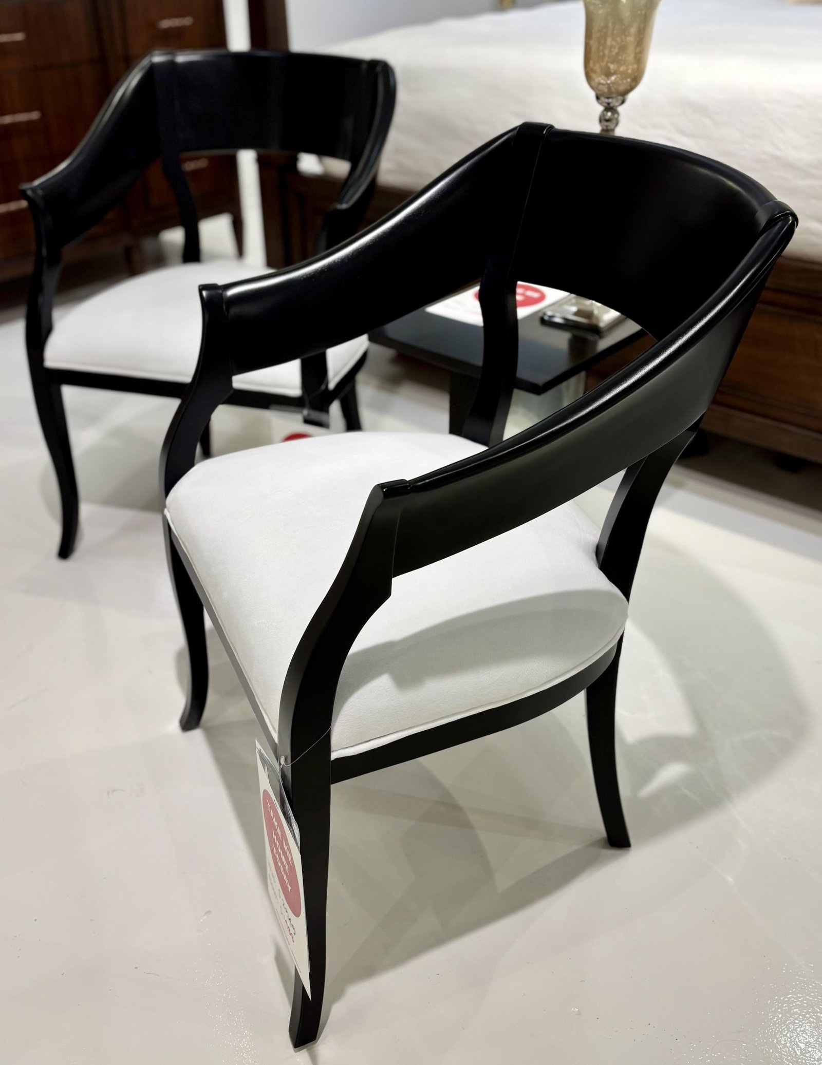 Caracole M012-016-273 Bank of England Chair