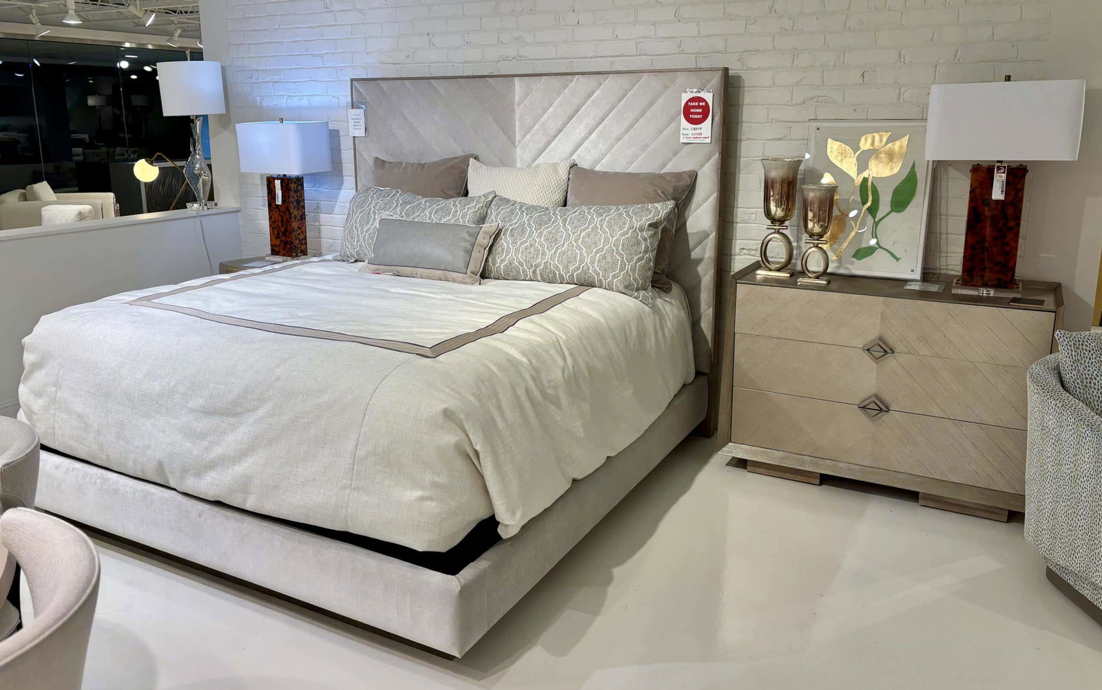 Caracole CLA-019-125/053/011 Three Piece Bedroom Set Caracole CLA-019-125/053/011 Three Piece Bedroom Set