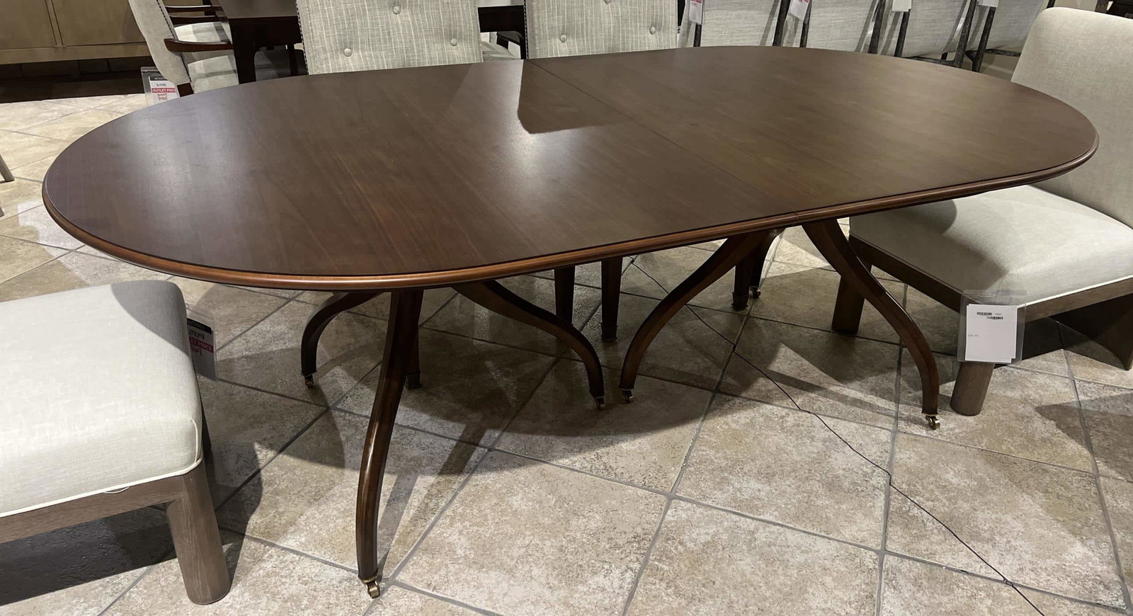 Highland House HH19-847T,848B/10,20 Fenwick Oval Dining Table