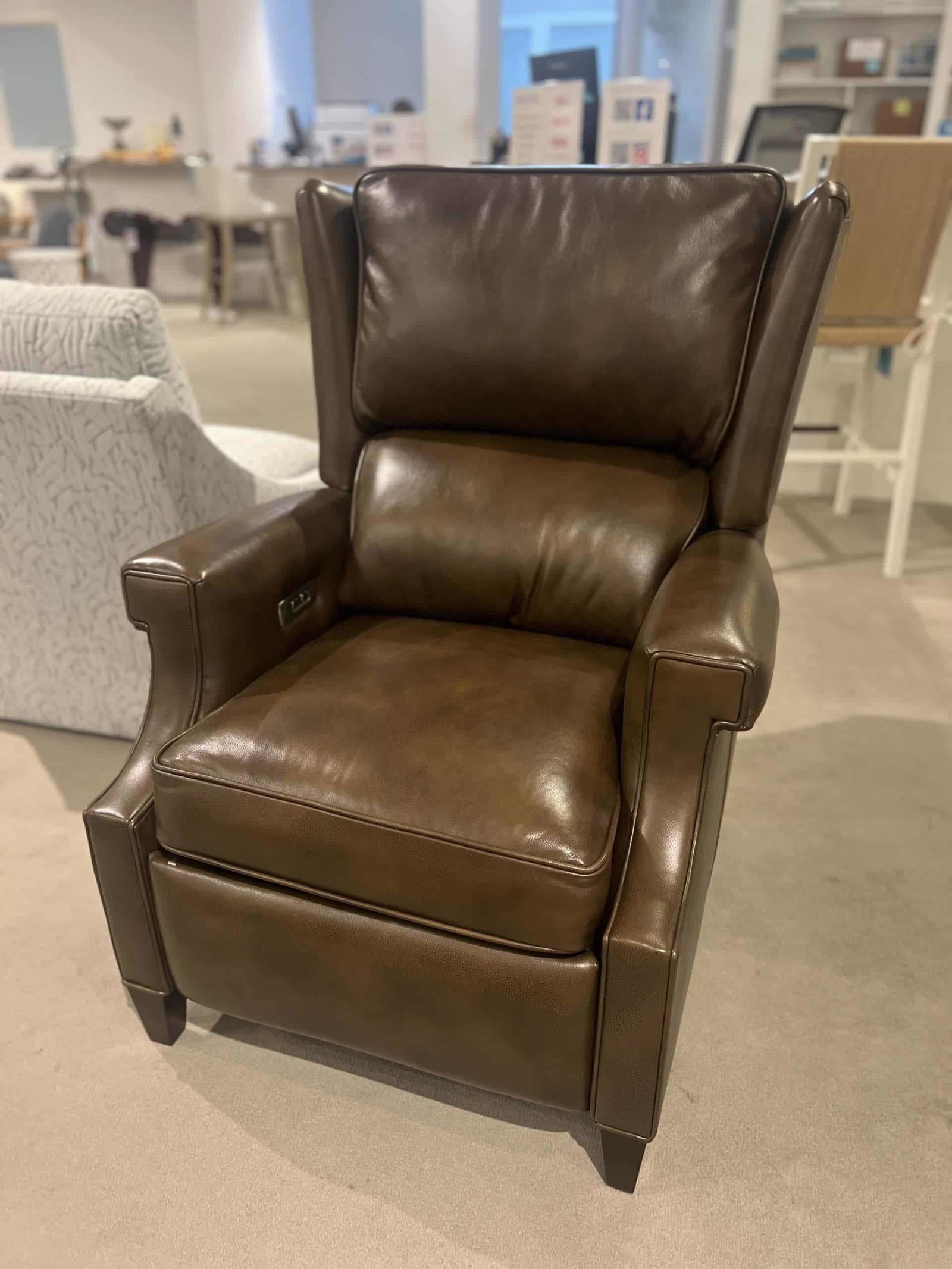 Century LR-1050-6EM-S1/20 Select Motion Electric Recliner