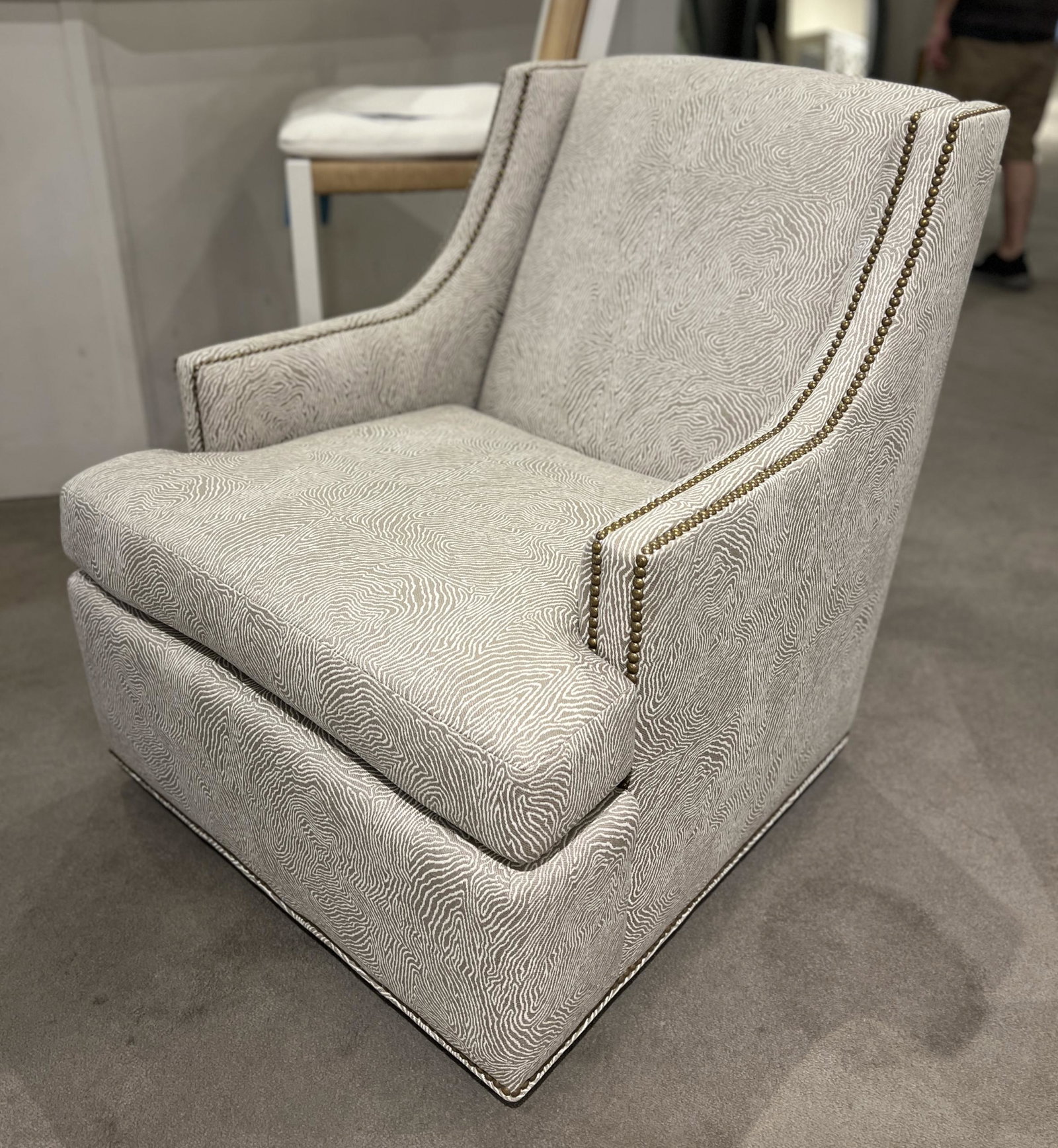 Jessica Charles 5625-S/10856 Crosby Swivel Chair at Factory Outlets by Hickory Park