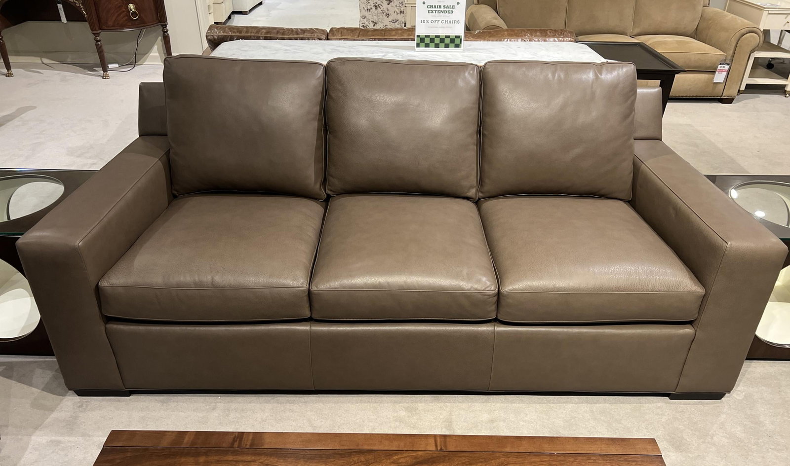 Hancock and Moore E6870-3-TRU/1413 Octavius Sofa Hancock and Moore E6870-3-TRU/1413 Octavius Sofa