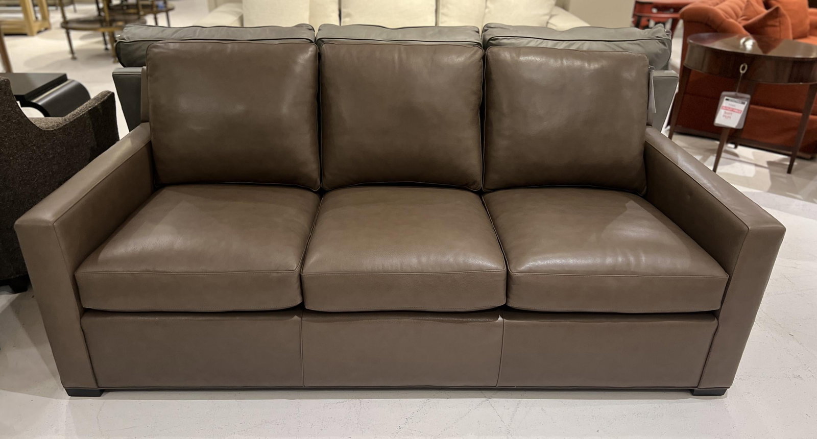Hancock and Moore H6869-3/1236 Luna Sofa Hancock and Moore H6869-3/1236 Luna Sofa
