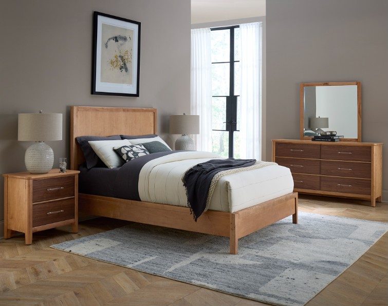 Vaughan Bassett 852-557-755-722 Nordhaven Queen Panel Bed Clear Maple