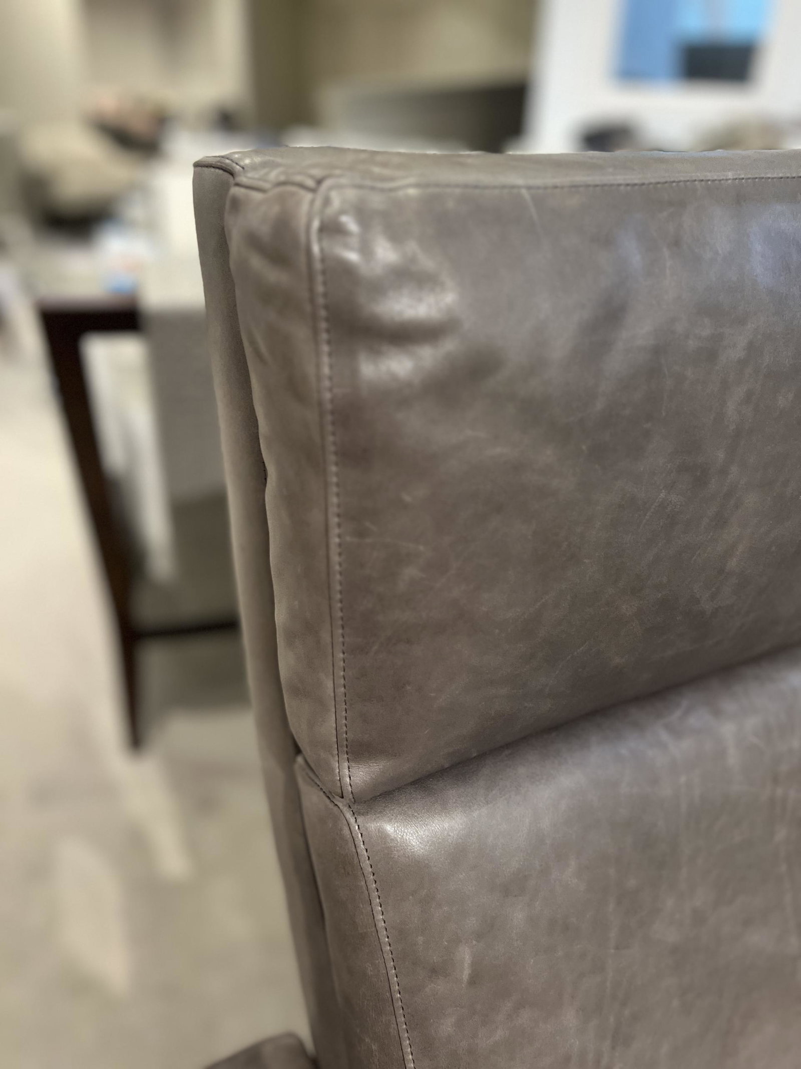 Hickory Chair HC8501-26/280 Anderson Chair Hickory Chair HC8501-26/280 Anderson Chair