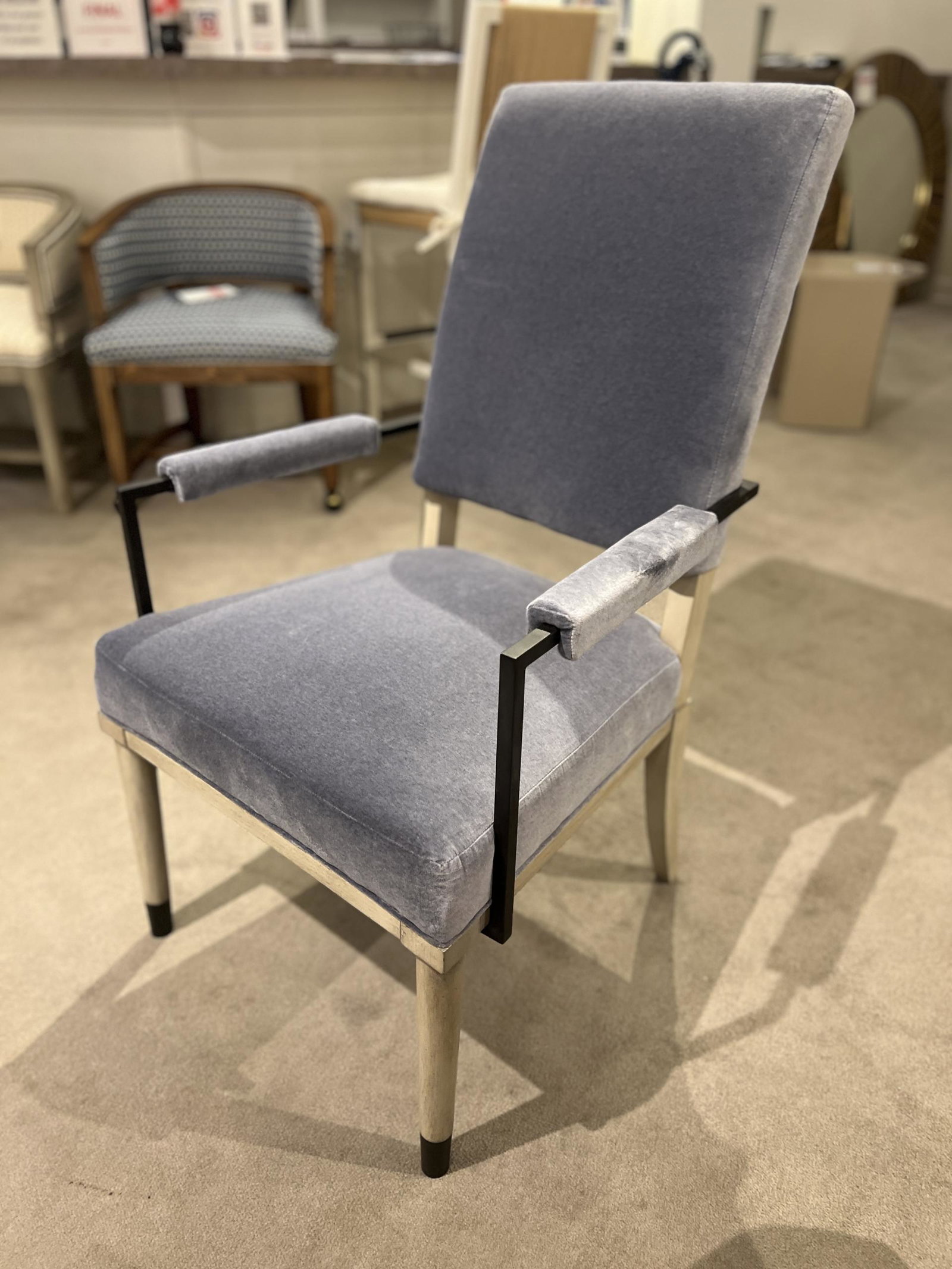 Hickory Chair HC7223-01/230 Aldrick Arm Chair Hickory Chair HC7223-01/230 Aldrick Arm Chair