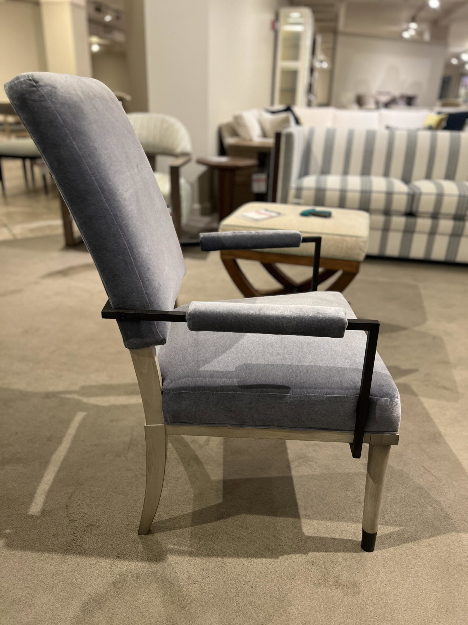 Hickory Chair HC7223-01/230 Aldrick Arm Chair Hickory Chair HC7223-01/230 Aldrick Arm Chair