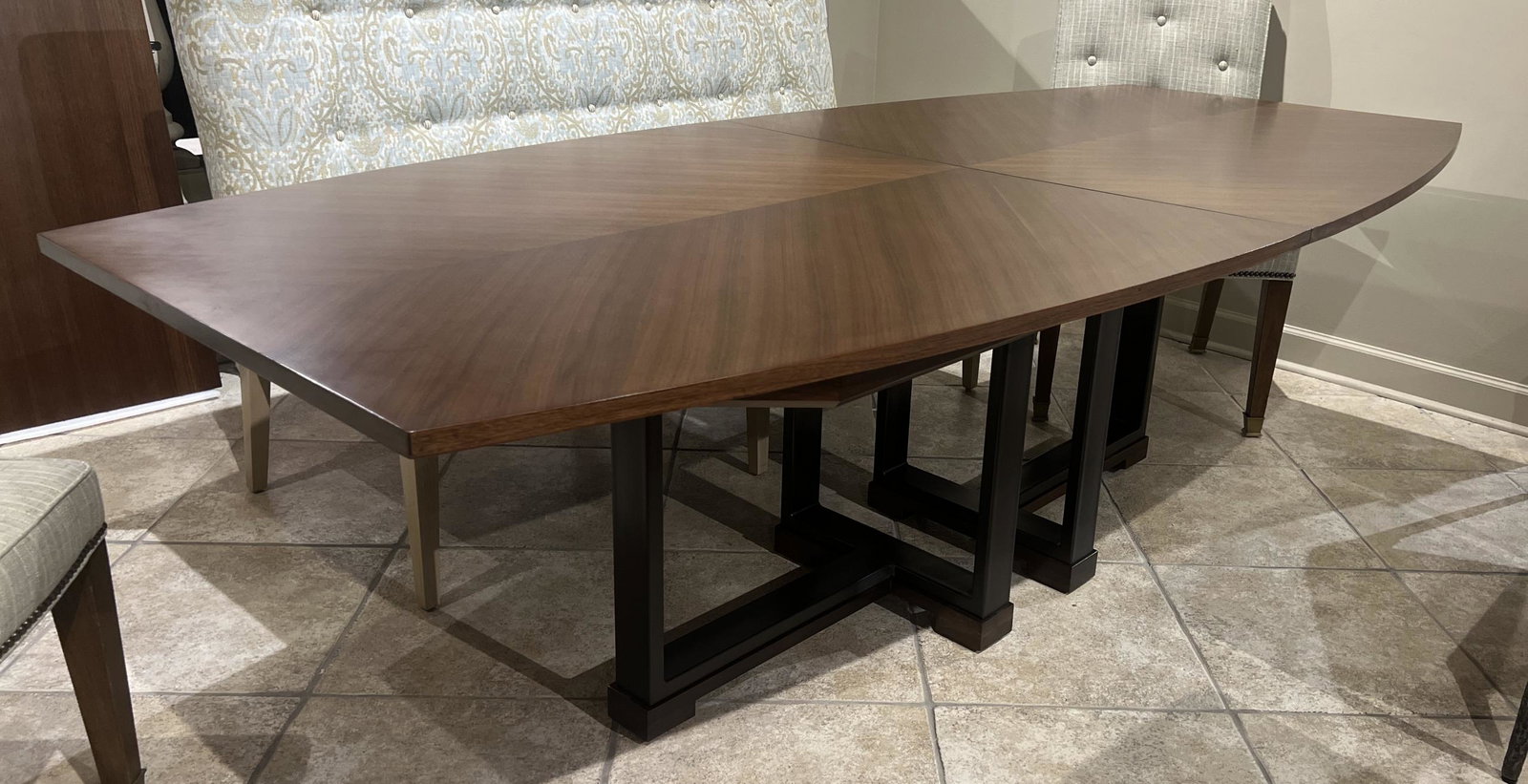 Hickory Chair HC7340-10/250,260,270 Clipse Dining Table at Factory Outlets by Hickory Park