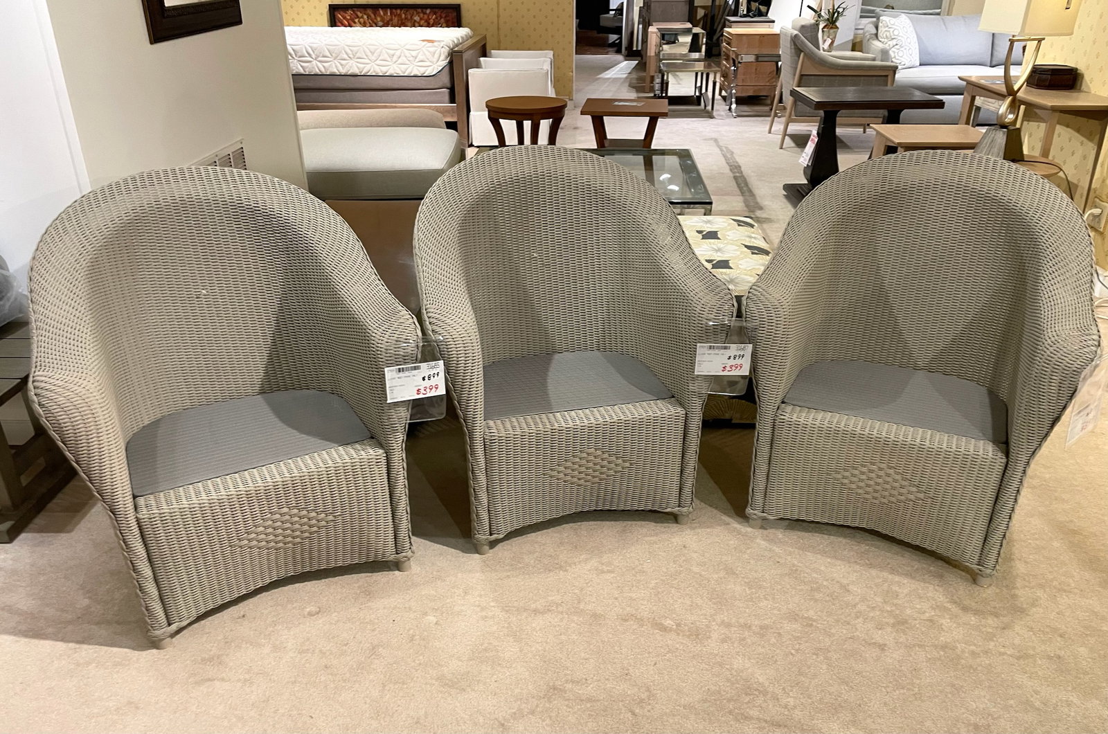 Lloyd Flanders 9007 Reflections Arm Chair