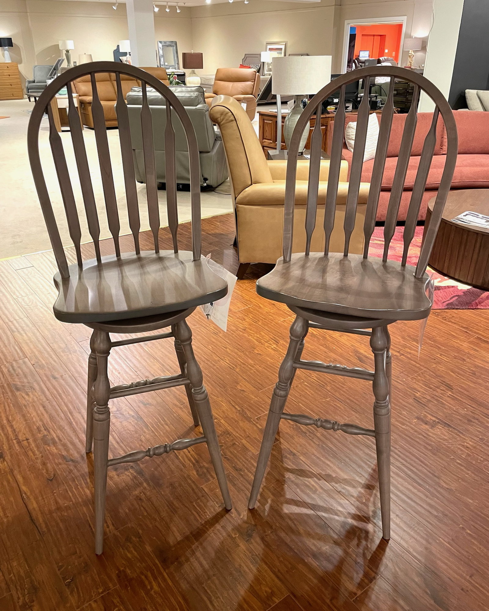 Gascho 4030SW Pir of Driftwood Barstools