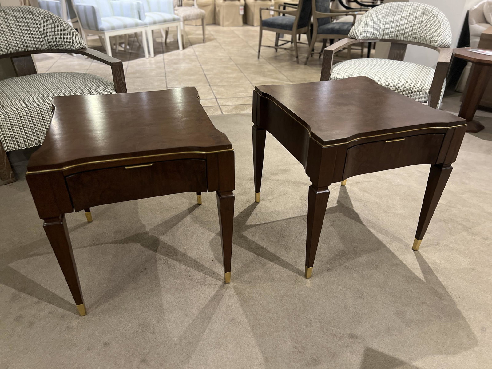 Maitland-Smith HM1345L/110,150 Atlantis Lamp Table Maitland-Smith HM1345L/110,150 Atlantis Lamp Table