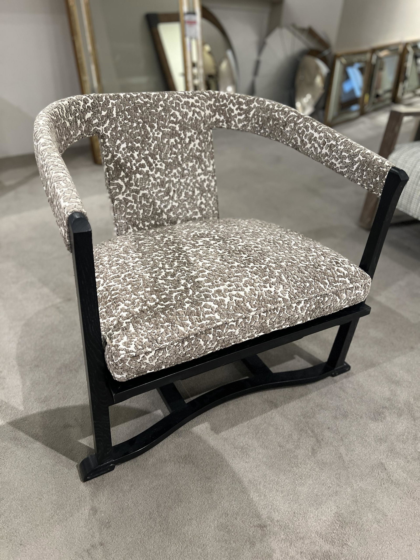 Century AE-3362/40 Sutton Hall Chair