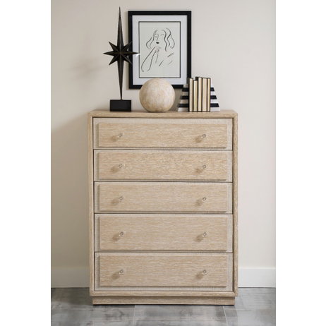 Riverside 66765	Shadow Bay Five Drawer Chest